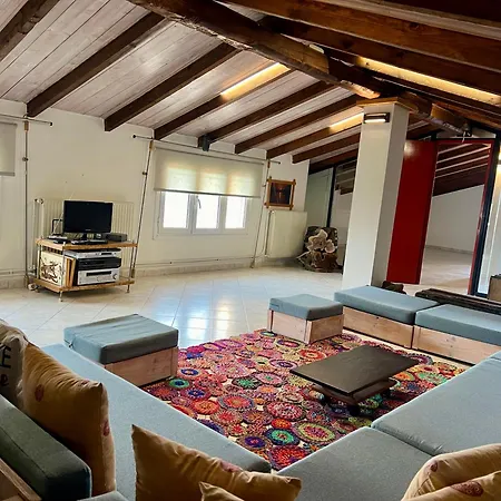 ξύλο μεταλο γυαλί Alykes Potamou