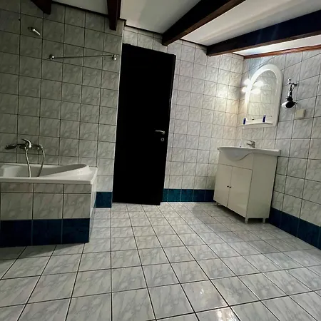 ξύλο μεταλο γυαλί